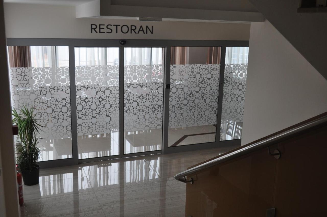 Hotel Novitas Livno Dış mekan fotoğraf