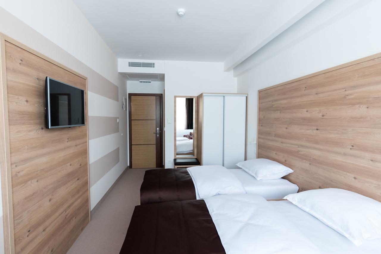 Hotel Novitas Livno Dış mekan fotoğraf