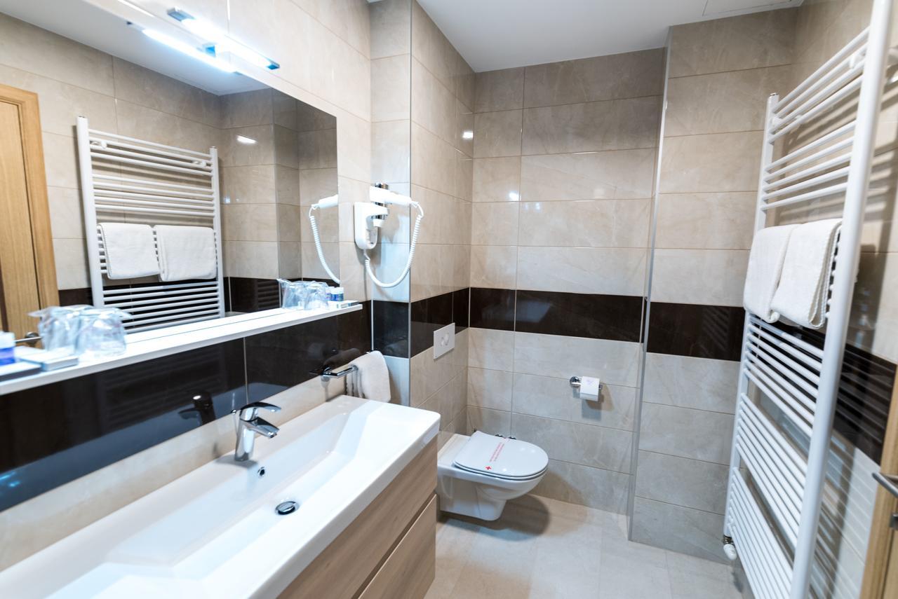 Hotel Novitas Livno Dış mekan fotoğraf