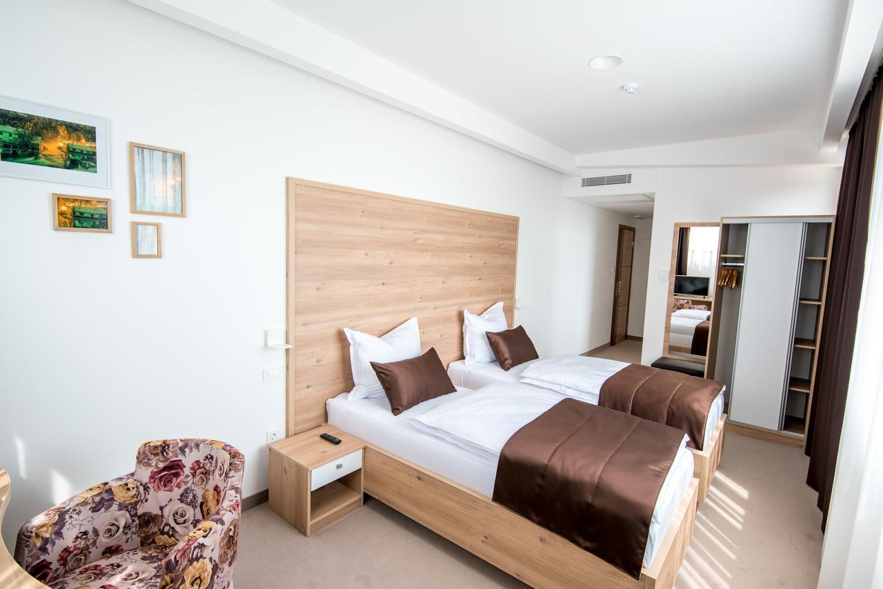 Hotel Novitas Livno Dış mekan fotoğraf